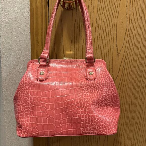 Liz Claiborne Pink Embossed Shoulder Bag - Picture 7 of 10